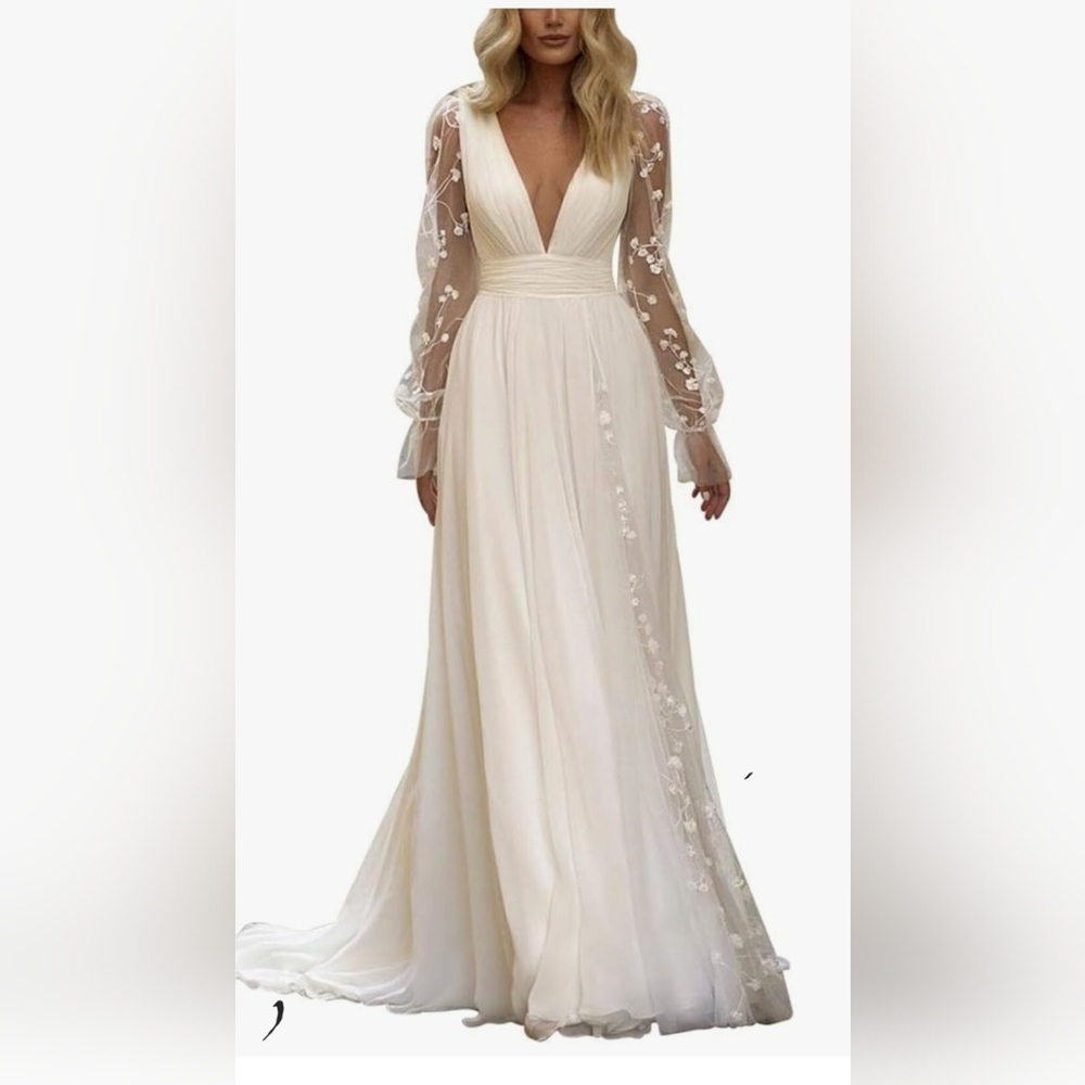 Elegant Cream Long Sleeve Dress